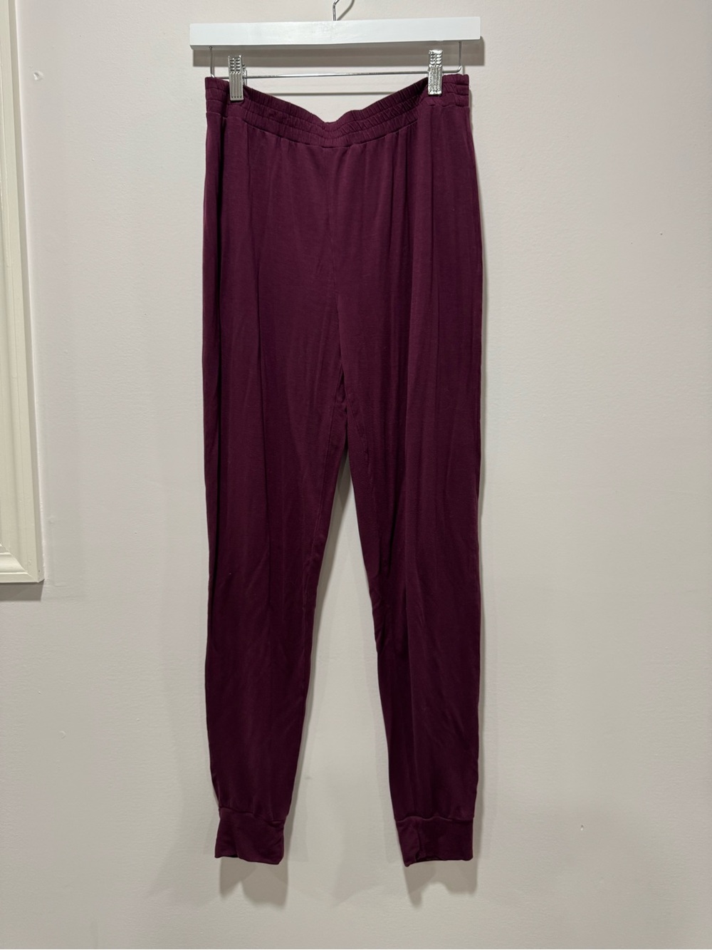 Athleta Nighttime Bliss Sleep Jogger Pants Burgundy Ultra Soft Lounge Joggers S
